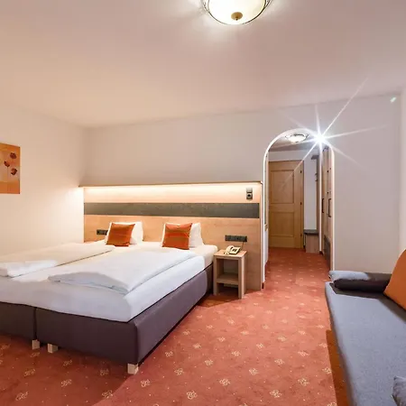 מלון Lifthotel 3*